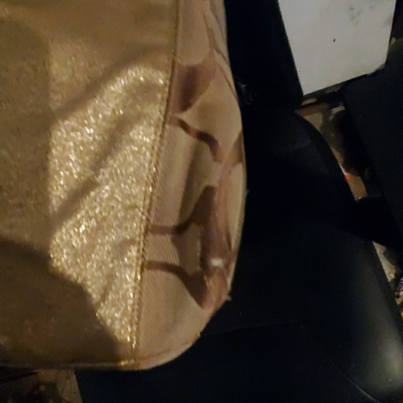 Coach - Picture 7 of 7